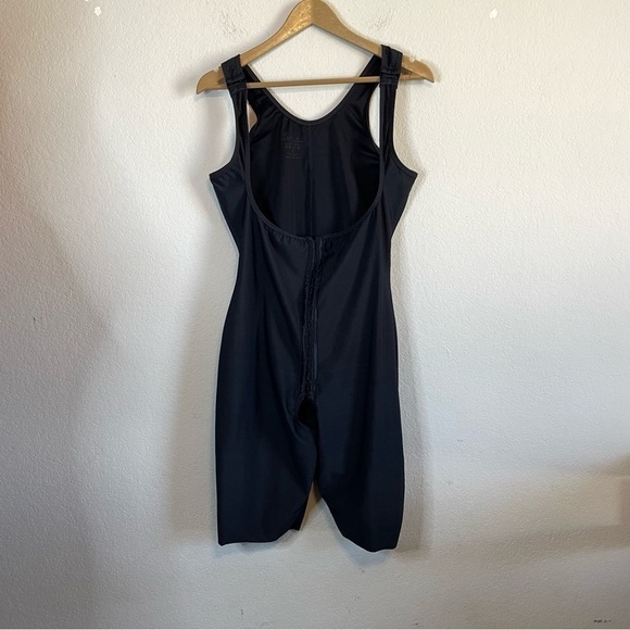 Isavela Comprexxwear Compression Stage 2 Body Suit Black w/Suspenders-Mid Thigh - Picture 2 of 5